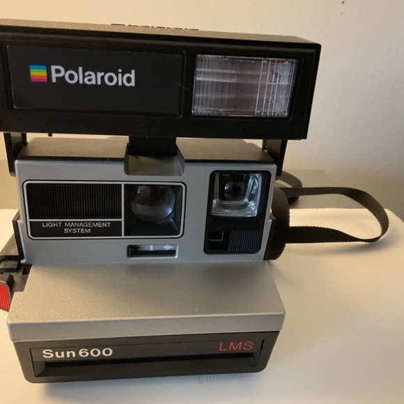 Vintage 📸 Polaroid Sun 600 LMS Camera